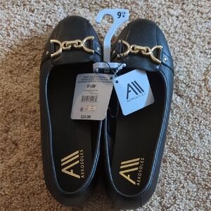 AEROSOLES Black Loafers with Gold Accents